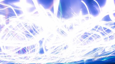 Chaotic white-blue wavy light streaks of energy and electricity 1