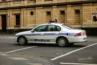 JCCI-100134 - Australian blue and white Melbourne City police car 2004